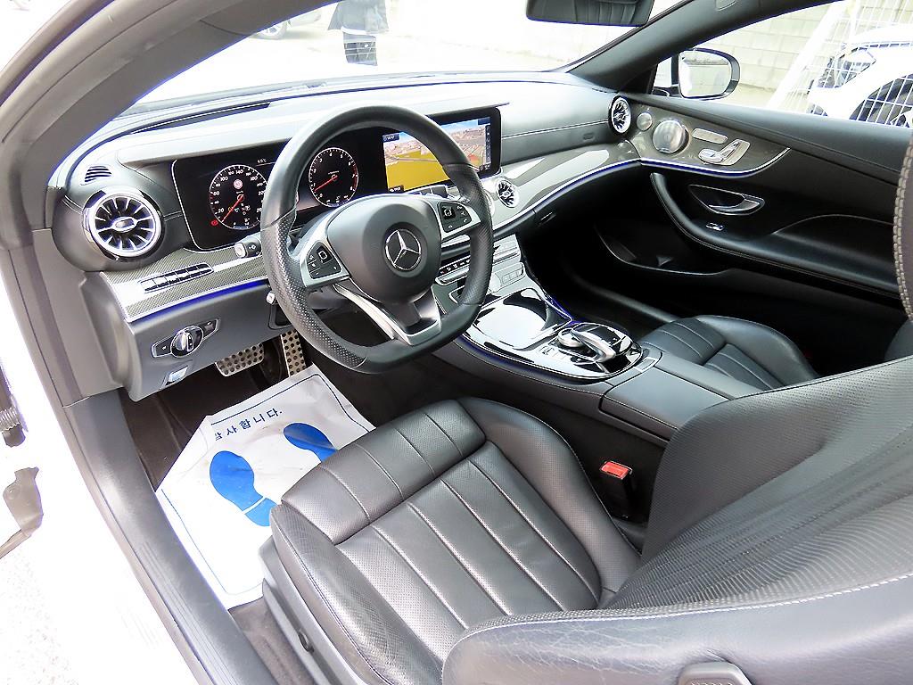 Mercedes Benz E class - Vista 7