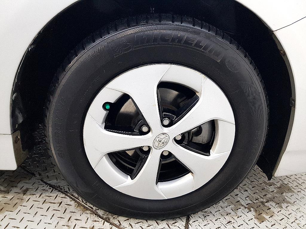 Toyota Prius 2012 Plateado - Importación desde Corea - HF Imports Iquique - Foto 20