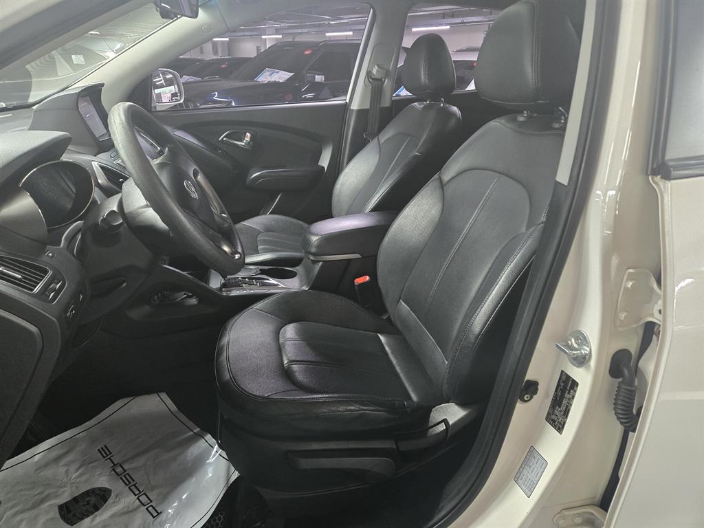 HYUNDAI Tucson - Vista 9