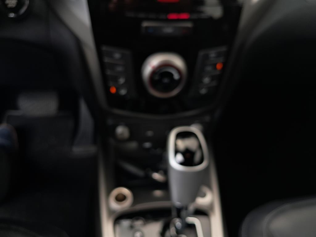 Ssangyong Tivoli - Vista 12