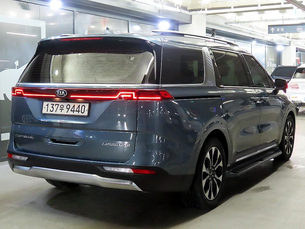 KIA Carnival - Vista 4