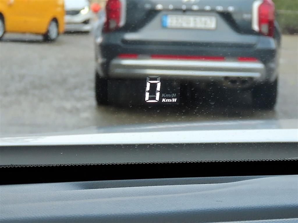 Chevrolet Travers - Vista 10