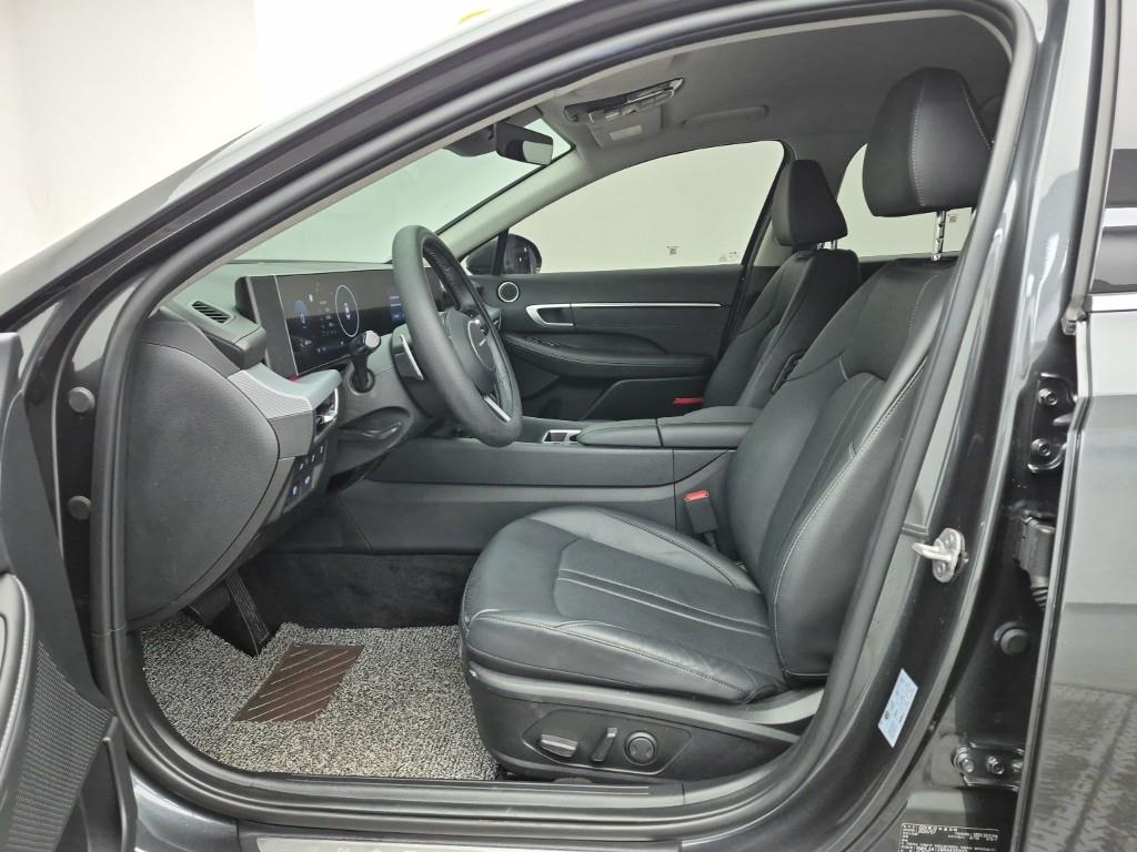 HYUNDAI Sonata - Vista 11