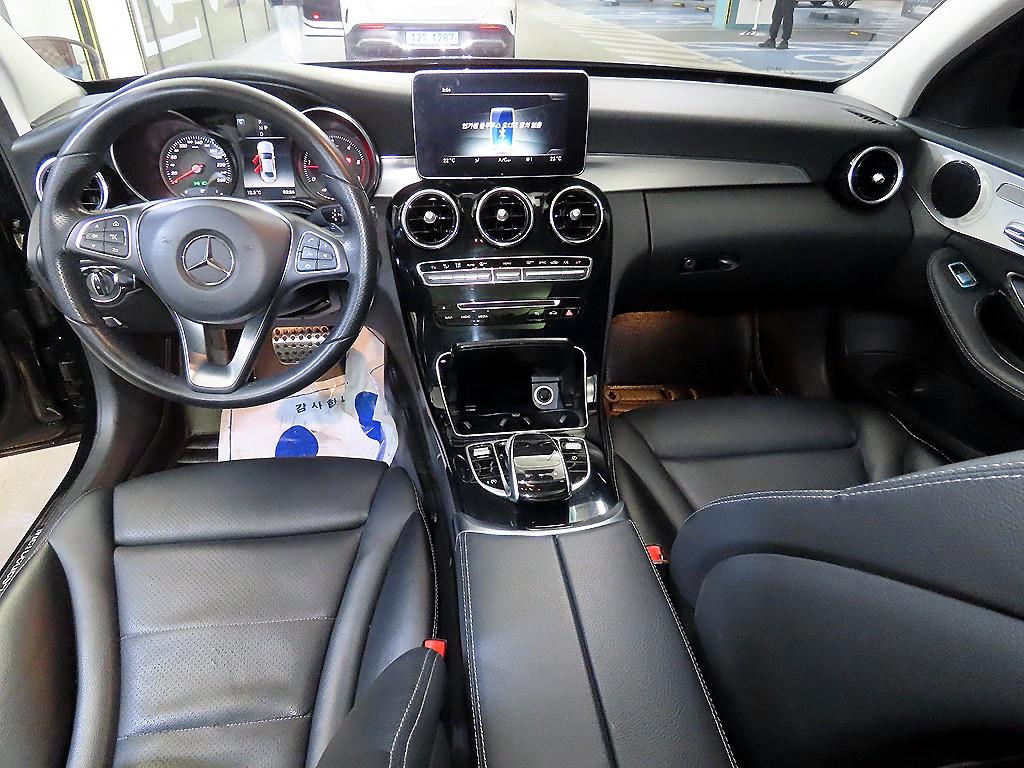 Mercedes Benz C Class - Vista 10