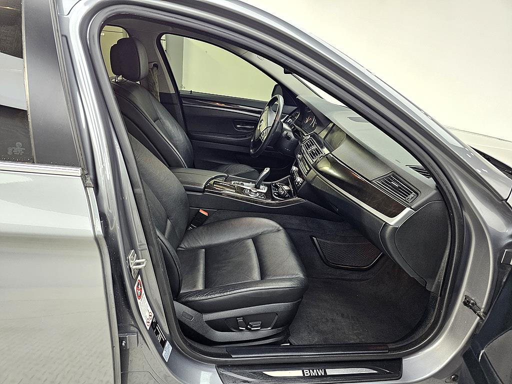 BMW 5 Series - Vista 11