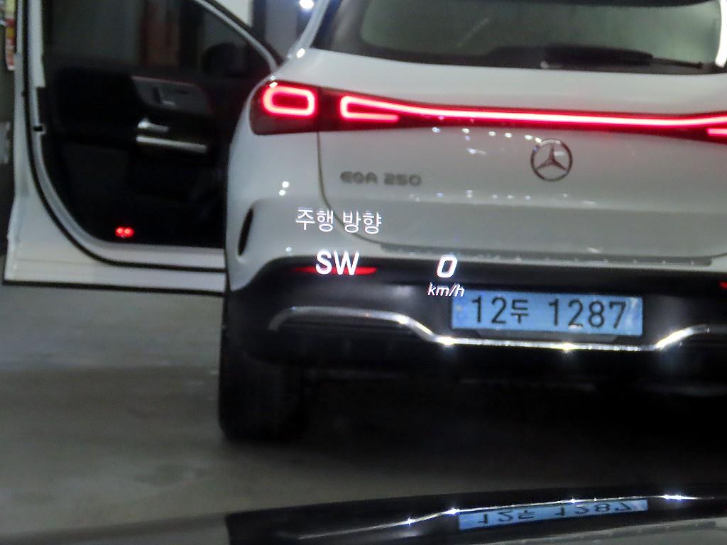 Mercedes Benz C Class 2018 Negro - Importación desde Corea - HF Imports Iquique - Foto 14