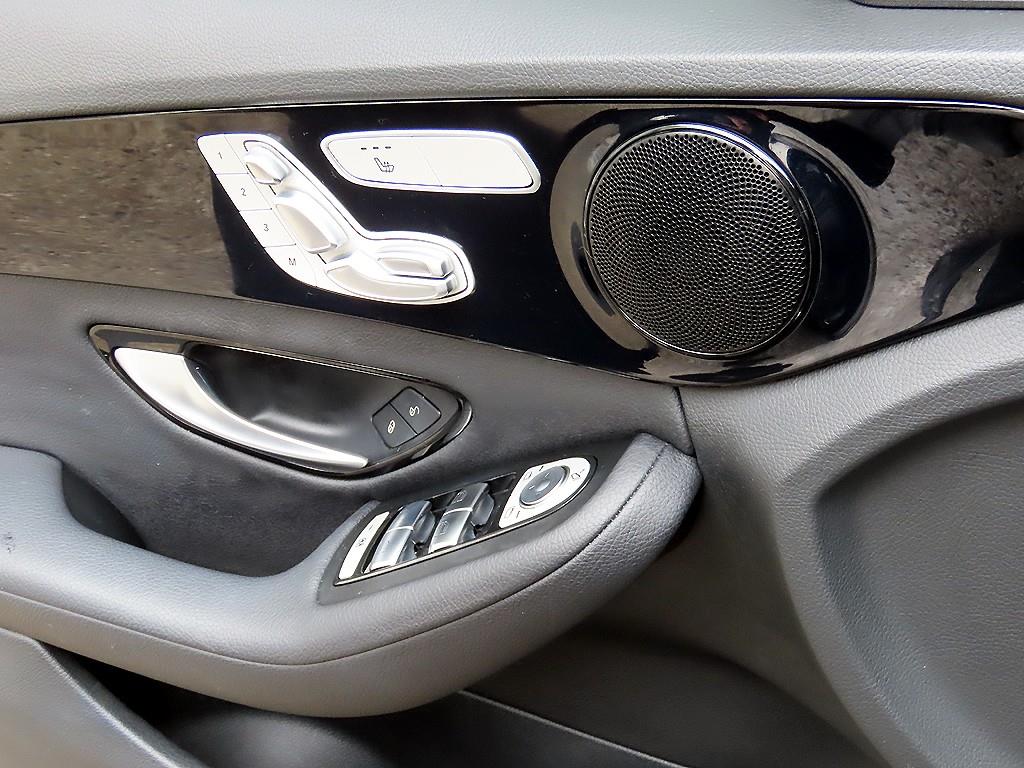 Mercedes Benz C Class - Vista 11