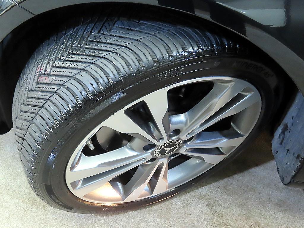 Mercedes Benz C Class 2018 Negro - Importación desde Corea - HF Imports Iquique - Foto 20