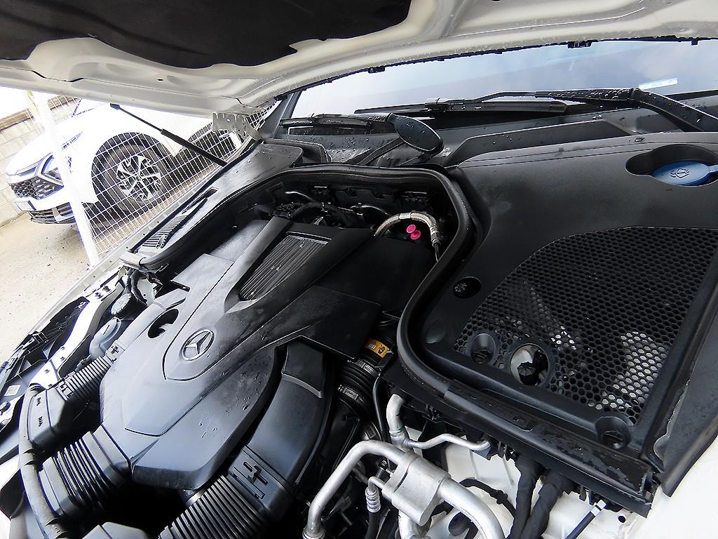 Mercedes Benz E class 2017 Blanco - Importación desde Corea - HF Imports Iquique - Foto 19