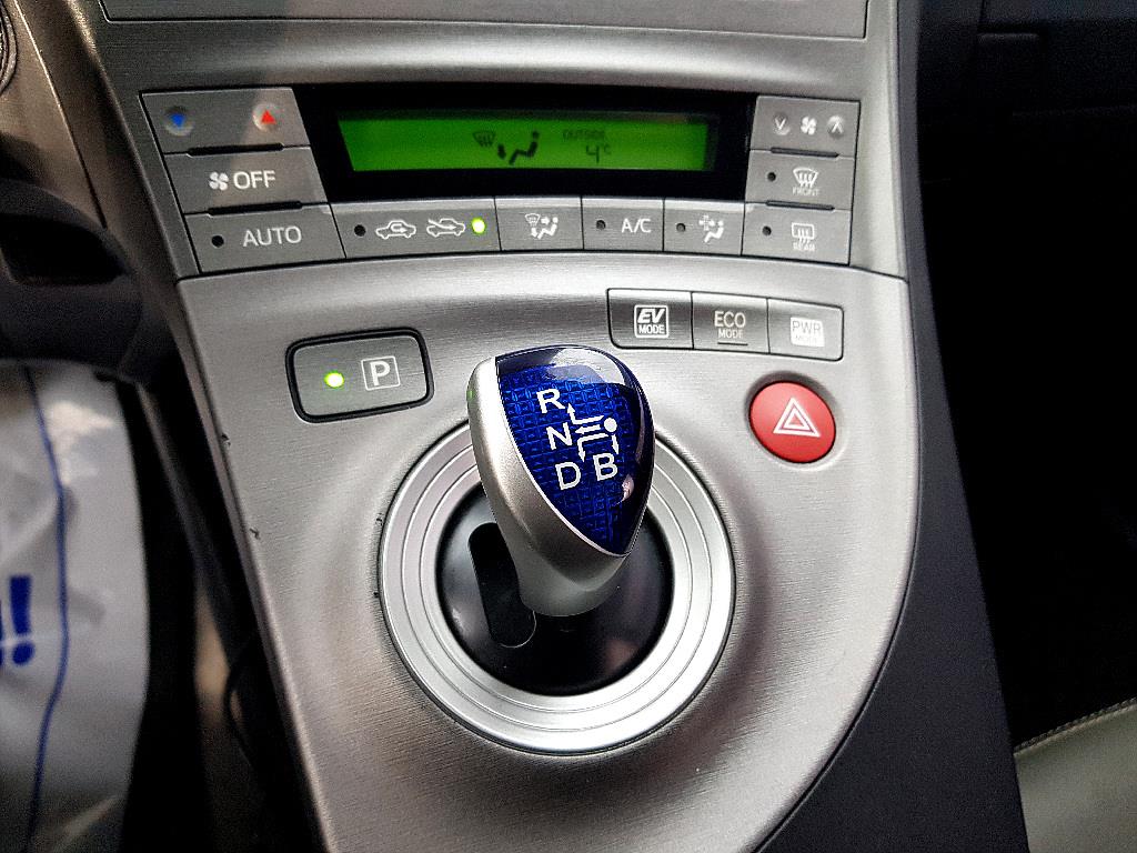 Toyota Prius 2012 Plateado - Importación desde Corea - HF Imports Iquique - Foto 13