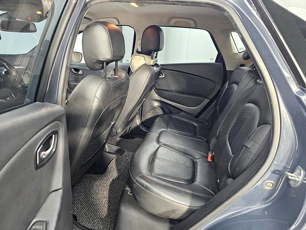 SAMSUNG QM3 - Vista 9