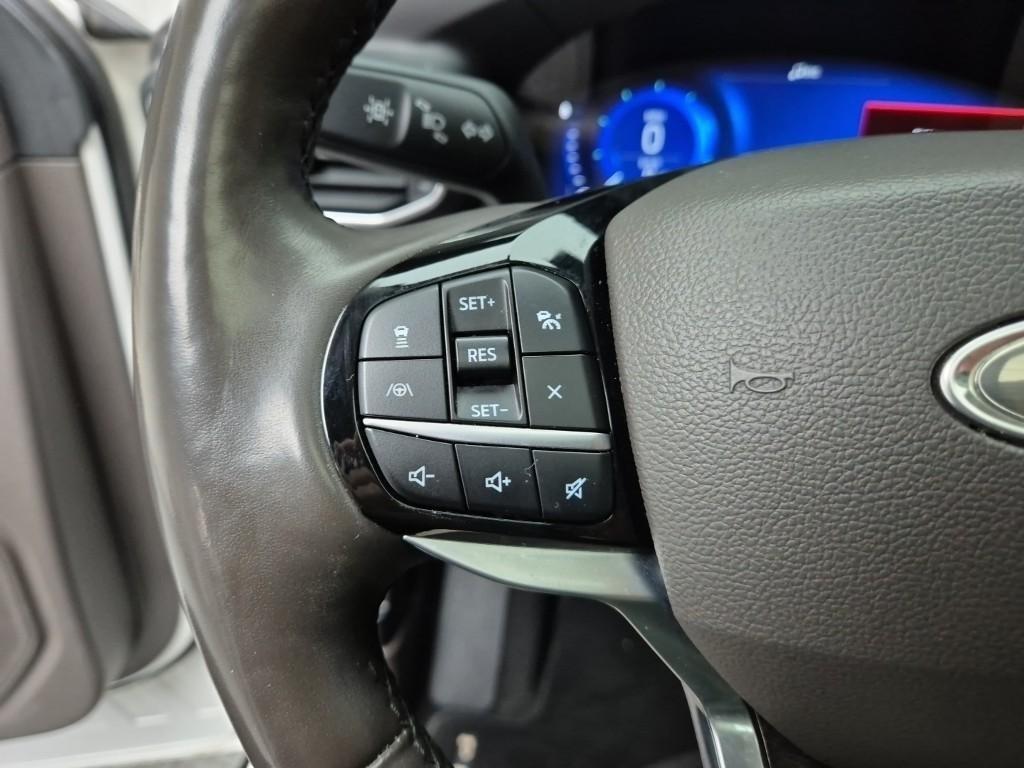 Ford Explorer - Vista 10