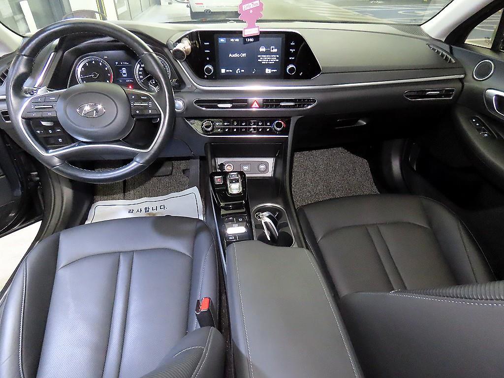 HYUNDAI Sonata - Vista 10