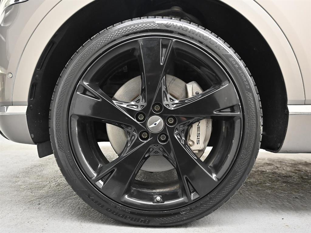 Genesis GV80 - Vista 5