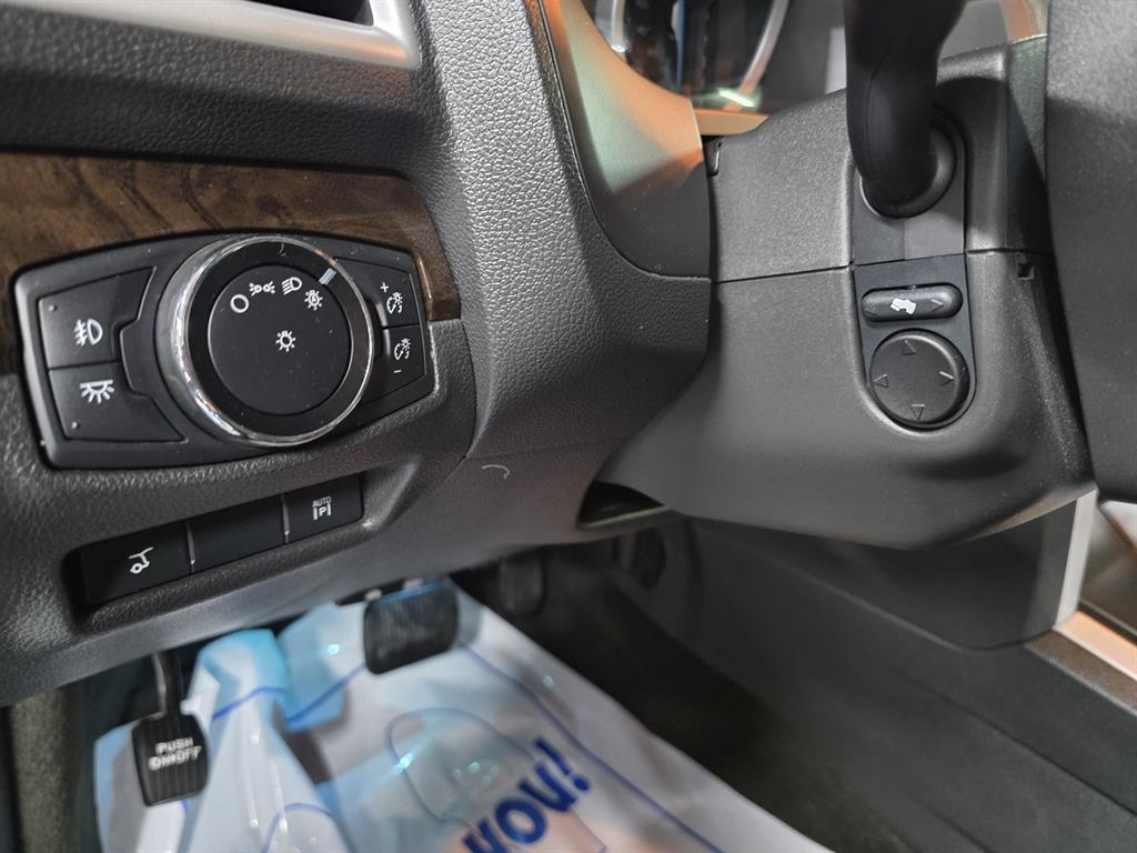 Ford Explorer - Vista 11