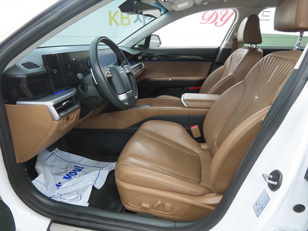 HYUNDAI Grandeur - Vista 5