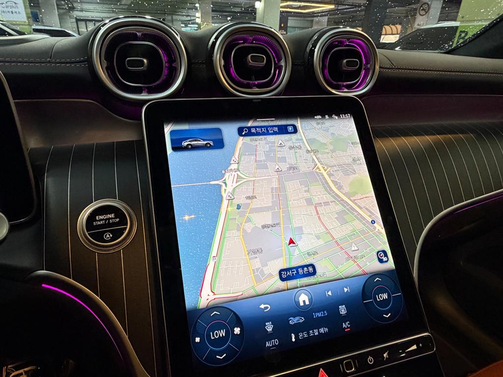 Mercedes Benz GLC Class - Vista 11