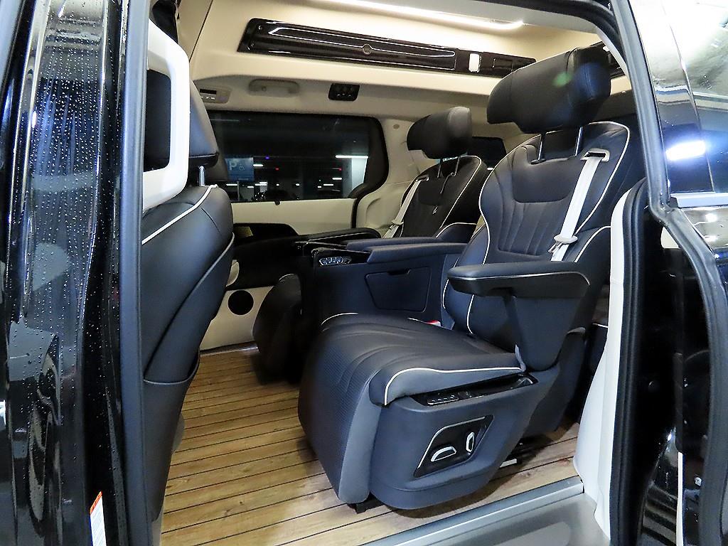 KIA Carnival - Vista 7