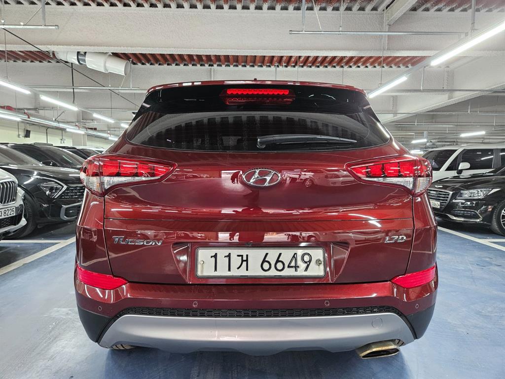 HYUNDAI Tucson - Vista 5