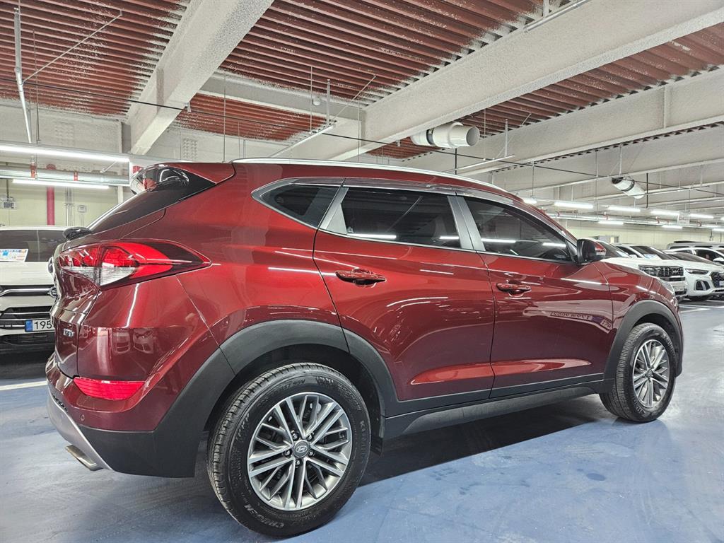 HYUNDAI Tucson - Vista 4