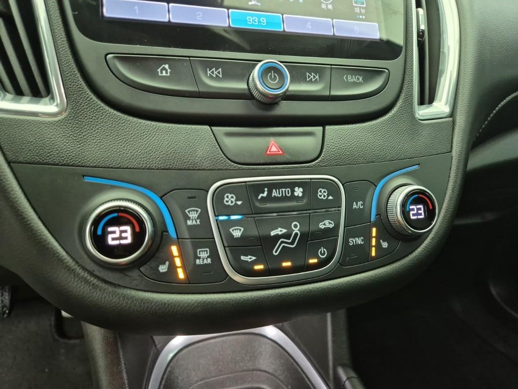 Chevrolet Malibu - Vista 10