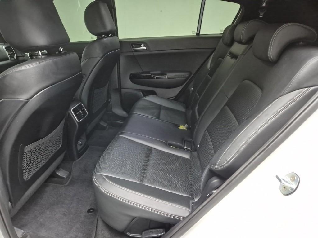 KIA Sportage - Vista 10