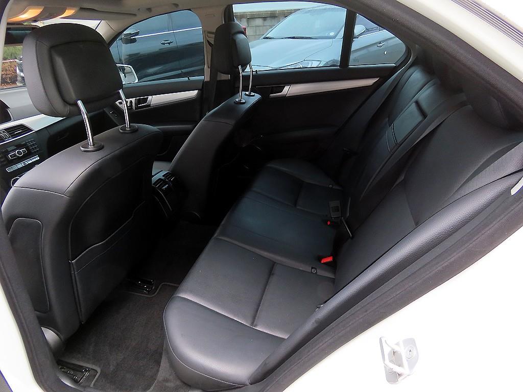 Mercedes Benz C Class - Vista 6