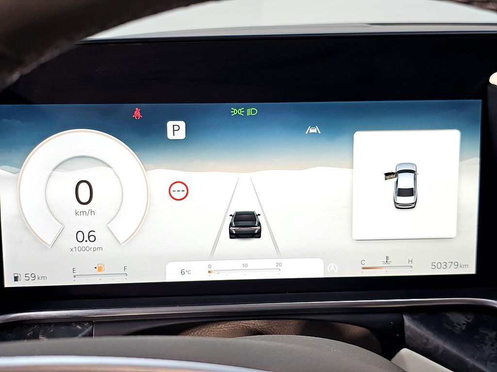 Genesis G90 - Vista 7