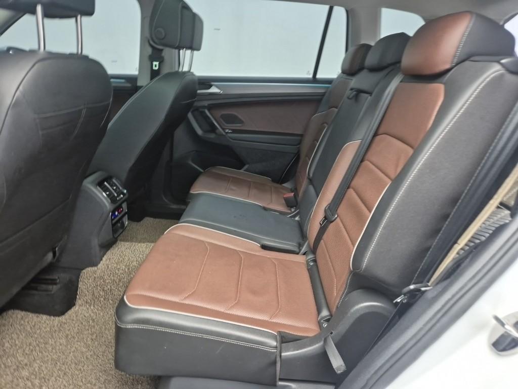 Volkswagen Tiguan - Vista 12