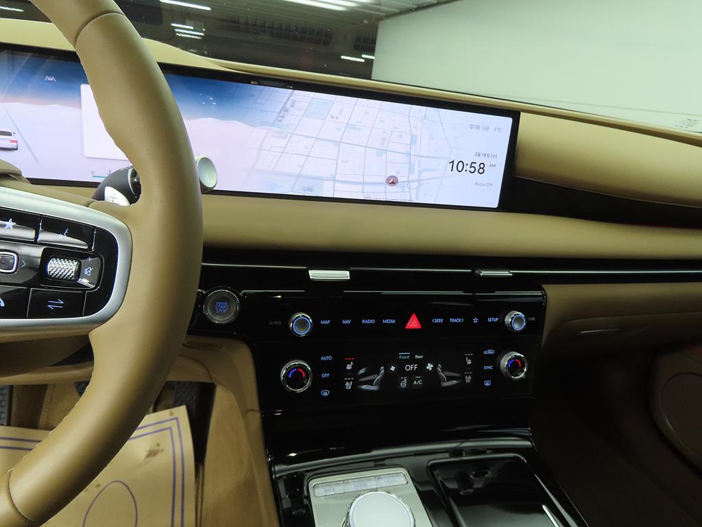 Genesis G80 - Vista 10