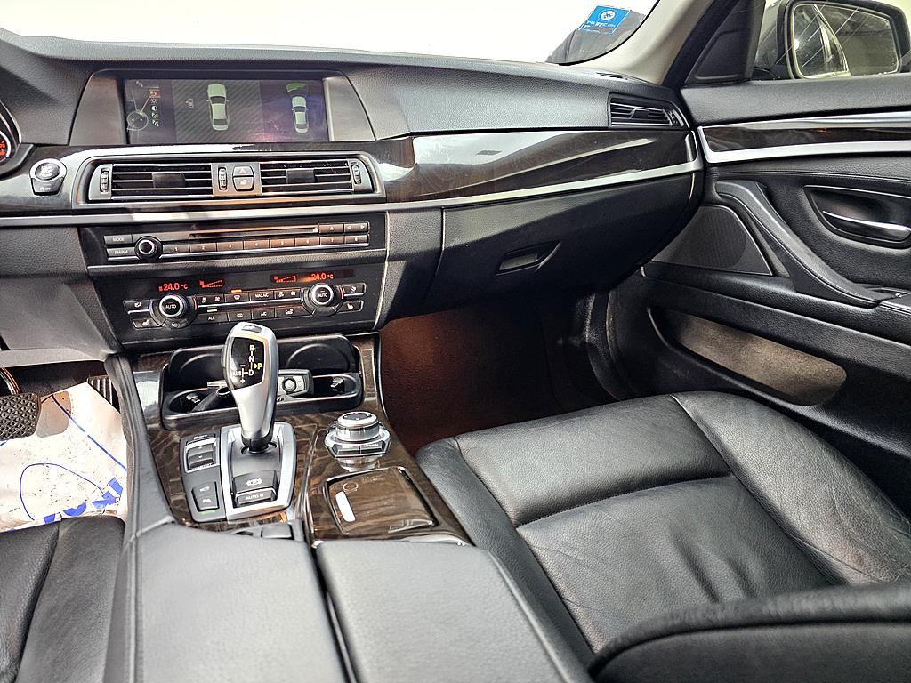 BMW 5 Series - Vista 10