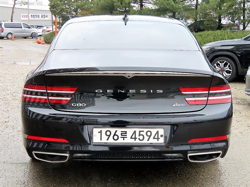 Genesis G80 - Vista 4