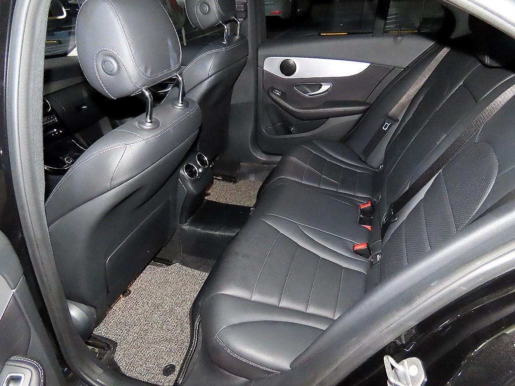 Mercedes Benz C Class - Vista 7