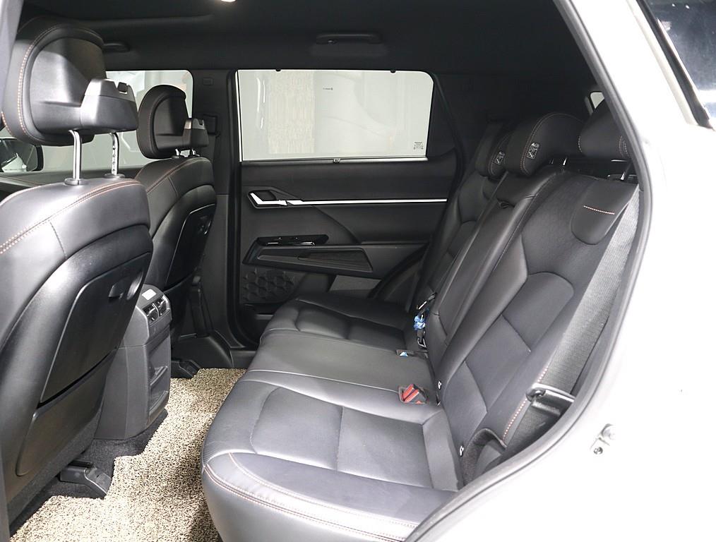 Ssangyong Torres - Vista 10