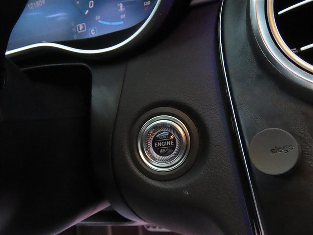 Mercedes Benz C Class - Vista 10