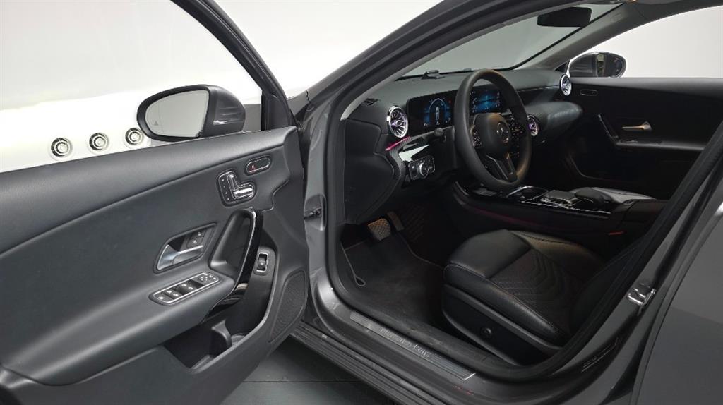 Mercedes Benz A Class - Vista 11