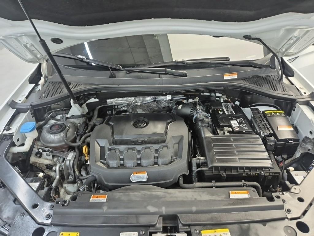 Volkswagen Tiguan - Vista 5