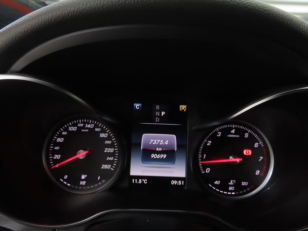 Mercedes Benz C Class - Vista 10