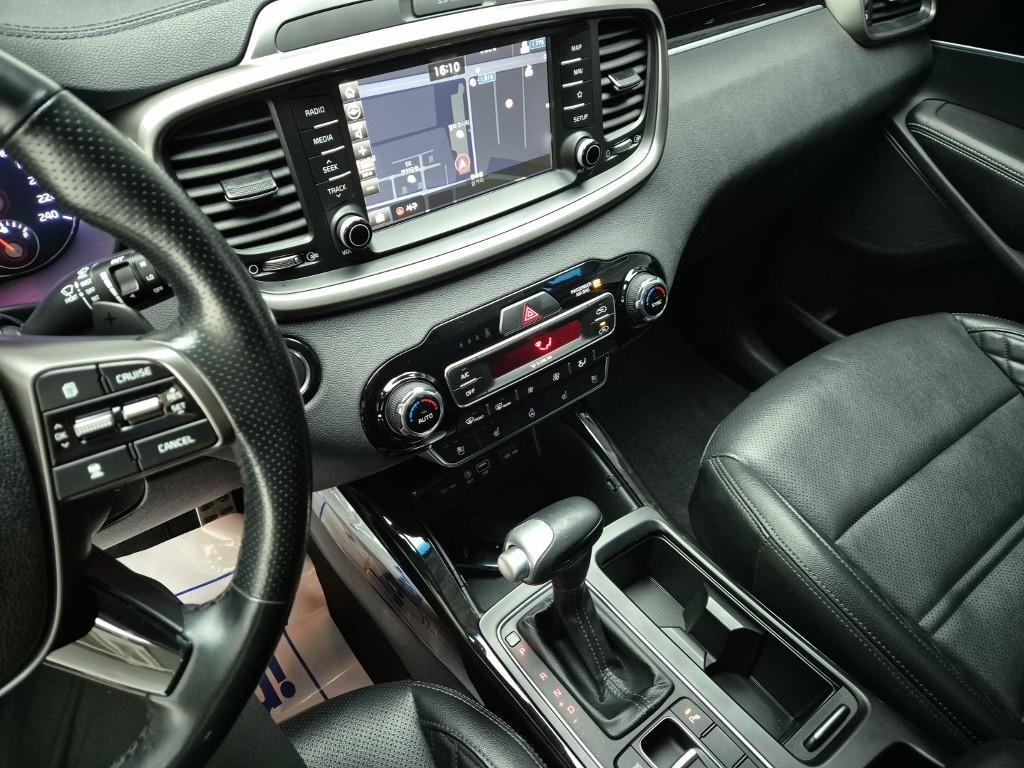 KIA Sorento - Vista 10
