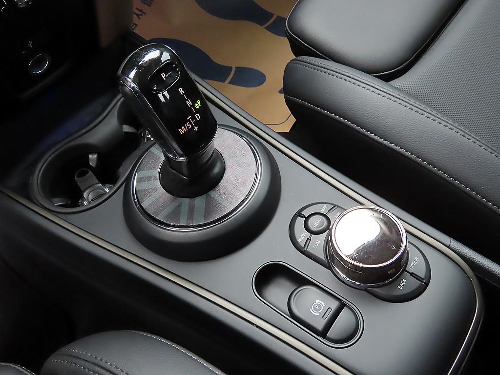 Mini Countryman - Vista 11