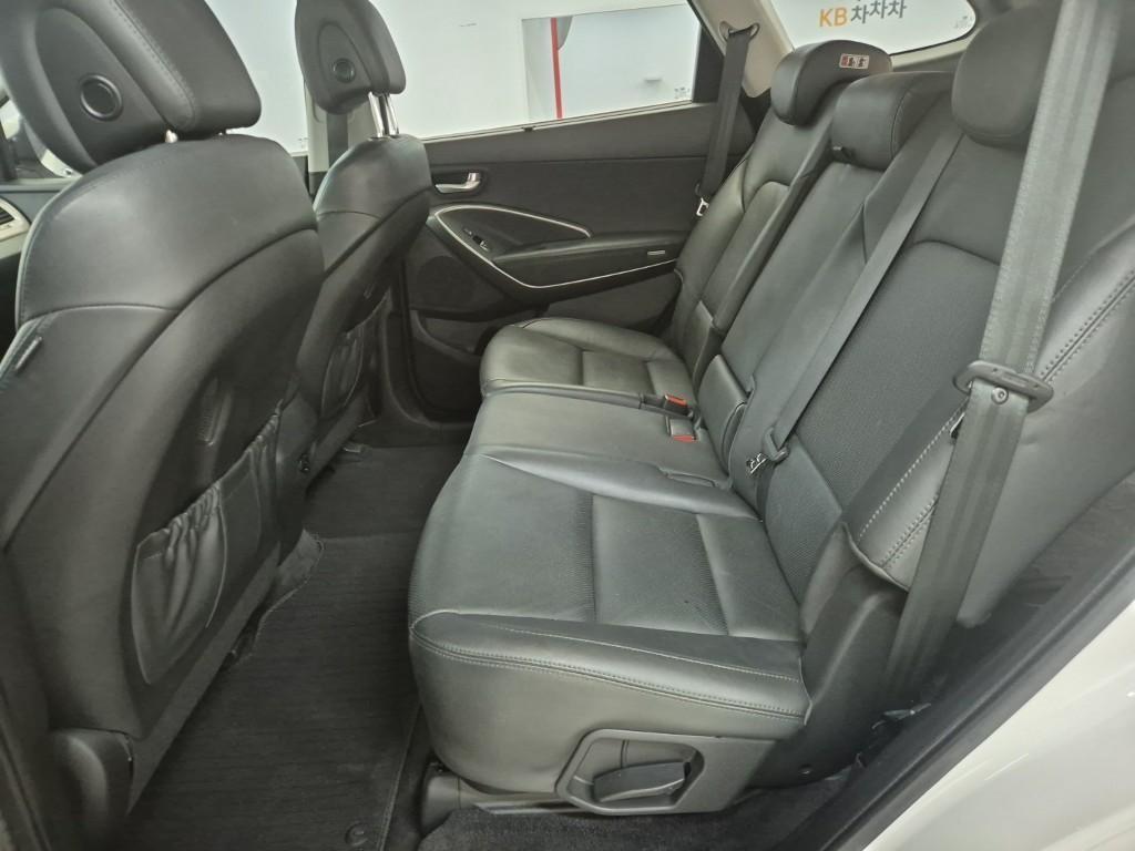 HYUNDAI Maxcruz - Vista 12