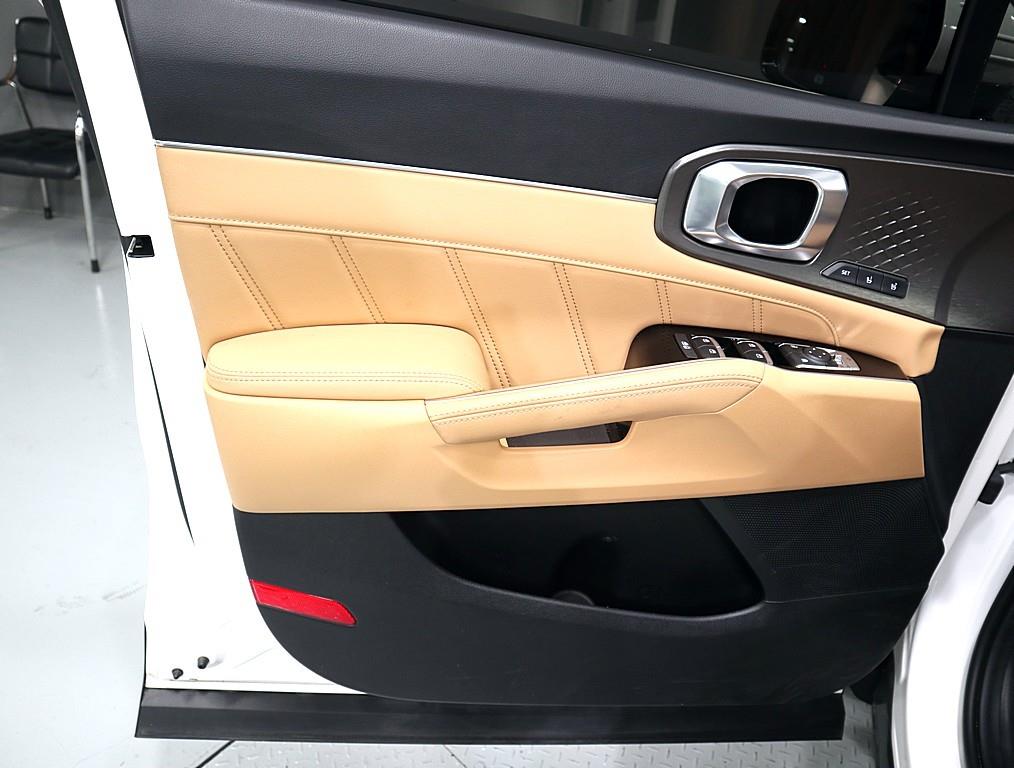 KIA Sorento - Vista 8