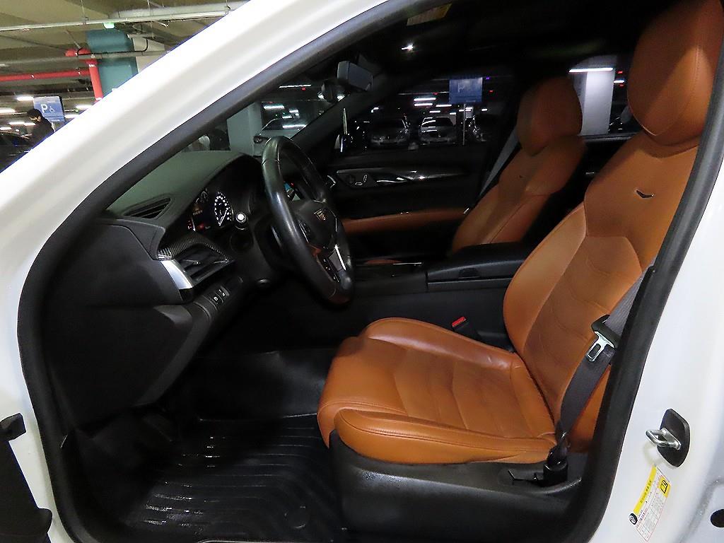 Cadillac CT6 - Vista 6