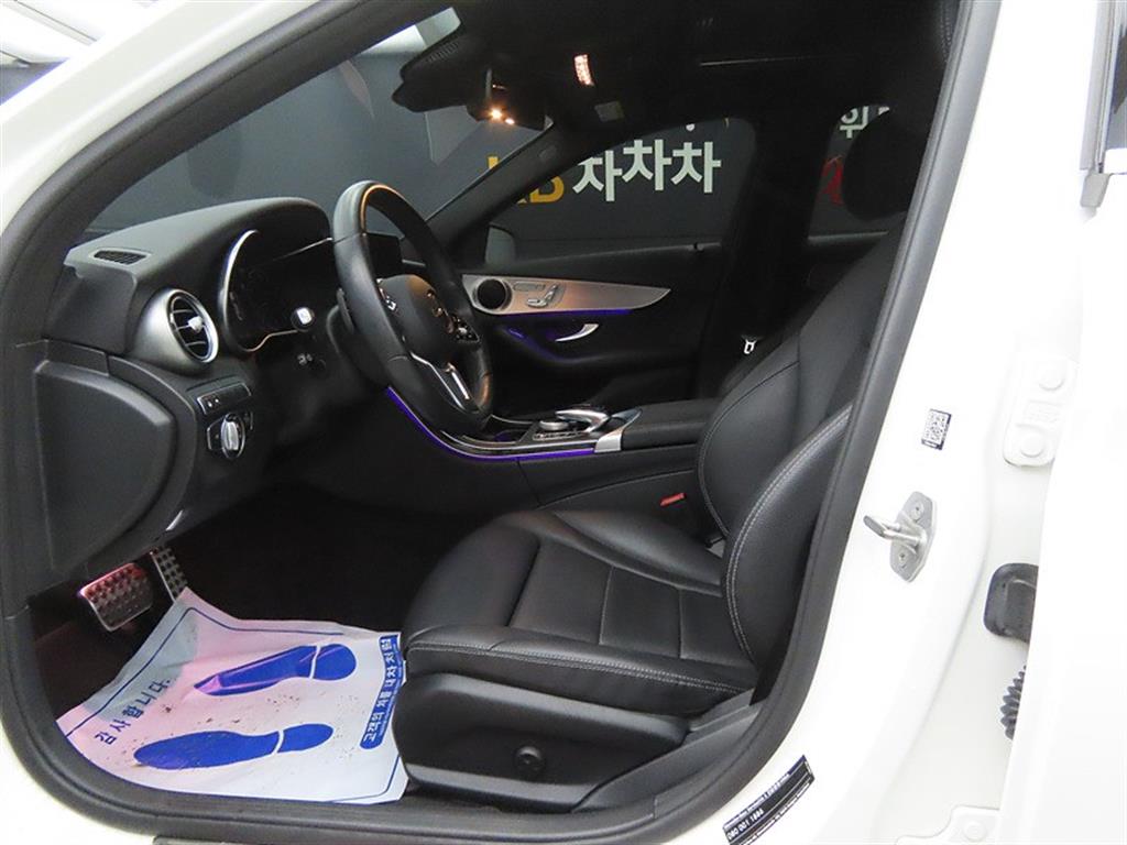 Mercedes Benz C Class - Vista 5