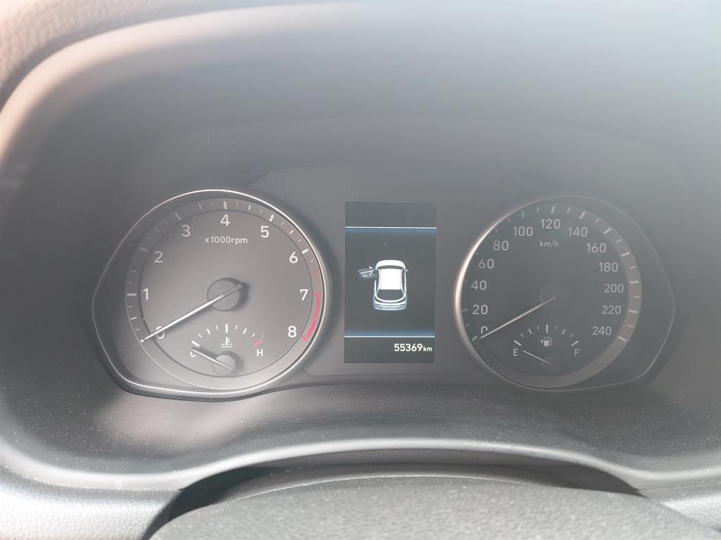 HYUNDAI i30 - Vista 8