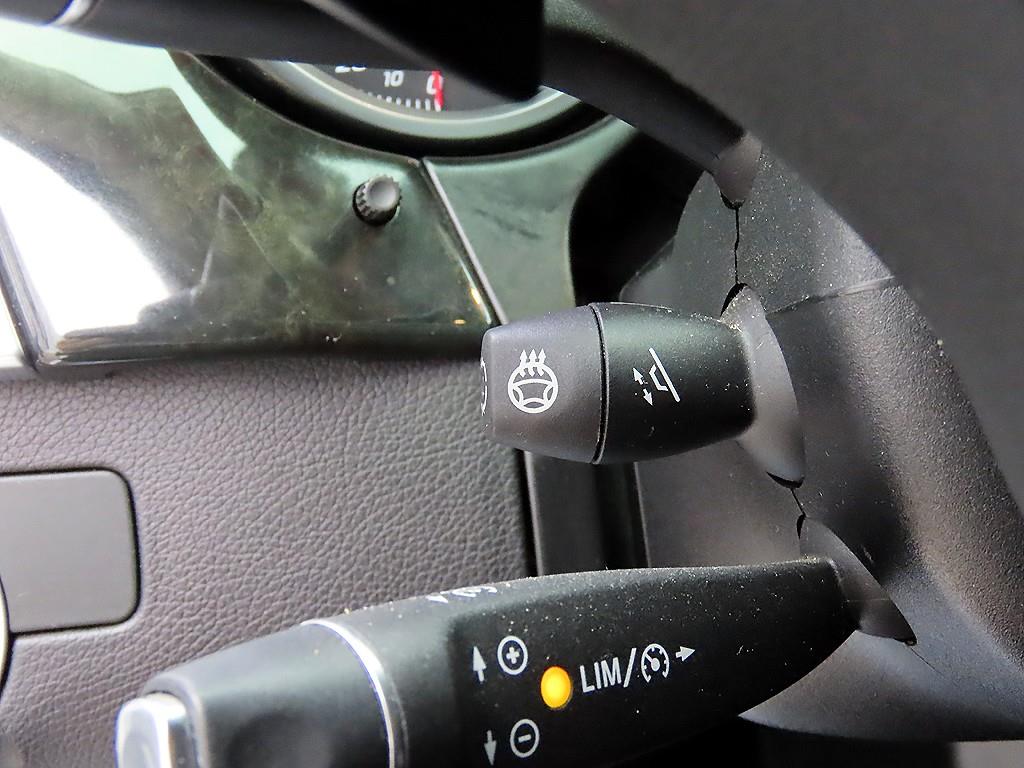 Mercedes Benz GLE Class - Vista 12