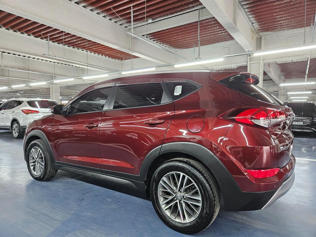 HYUNDAI Tucson - Vista 6