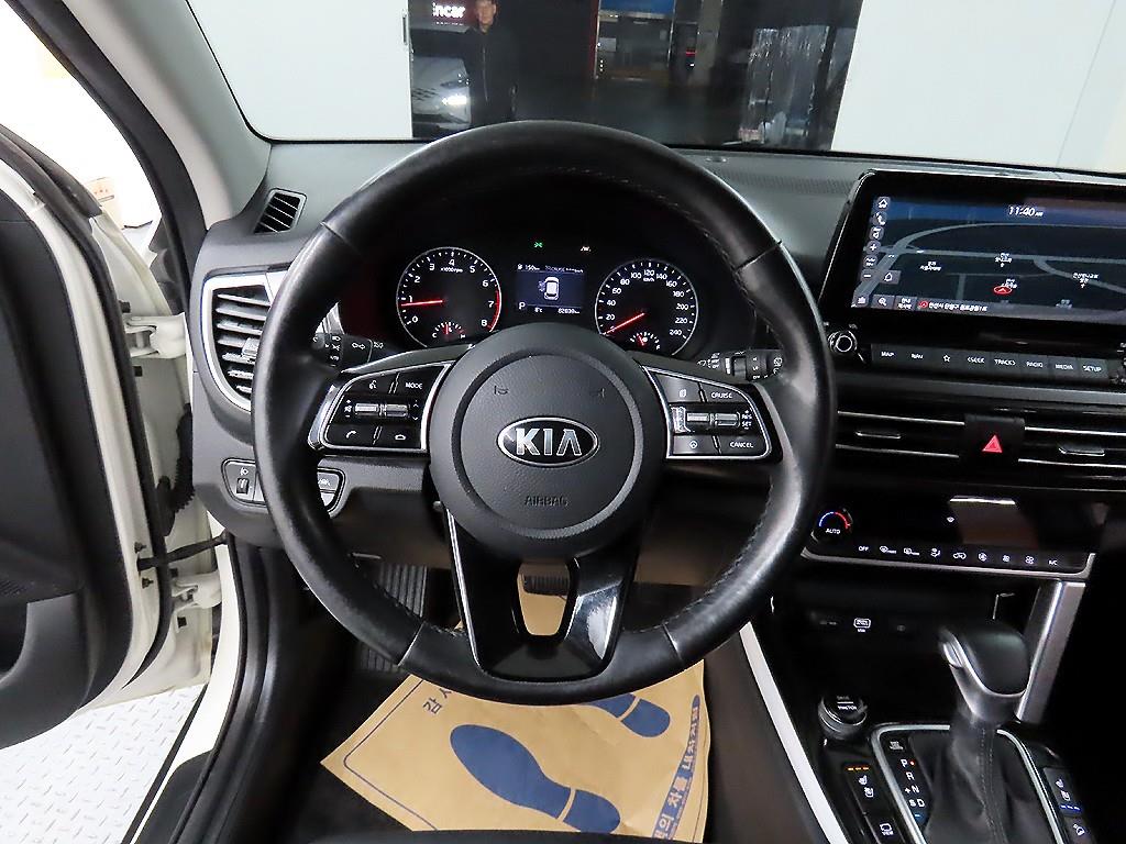 KIA Seltos - Vista 9