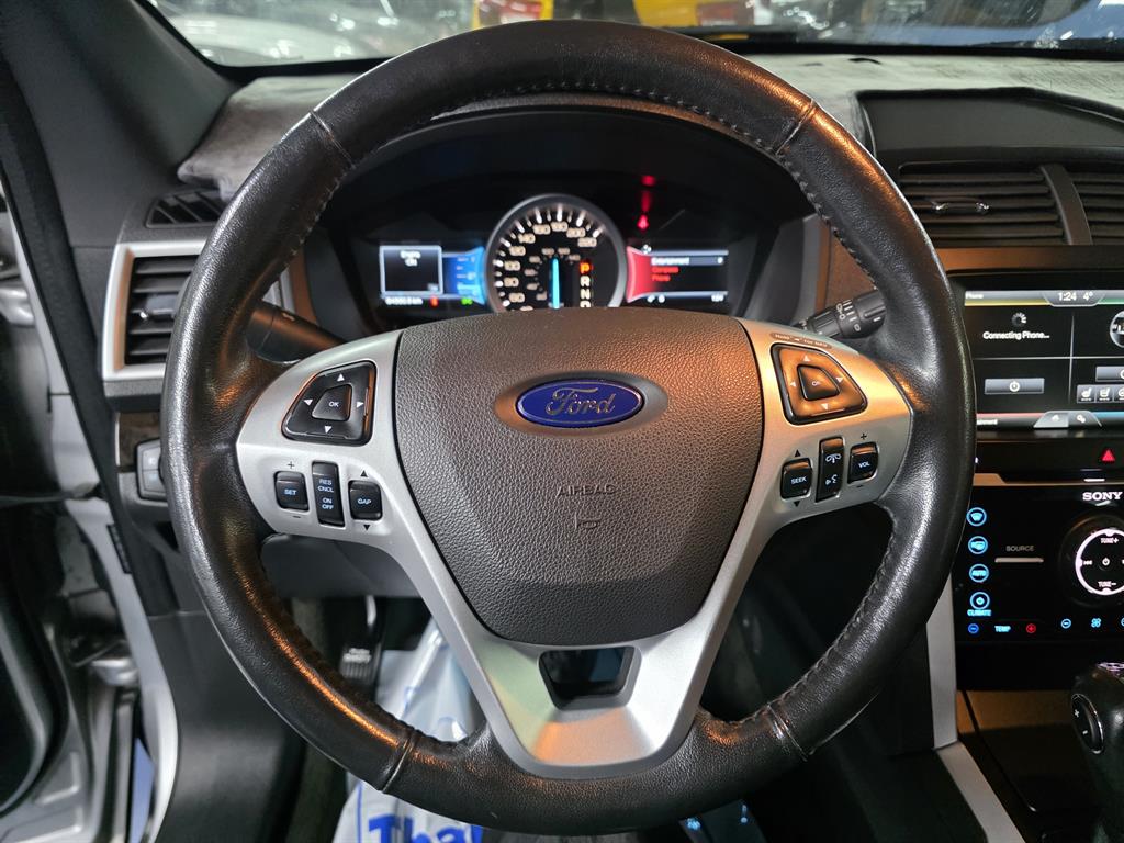 Ford Explorer - Vista 12