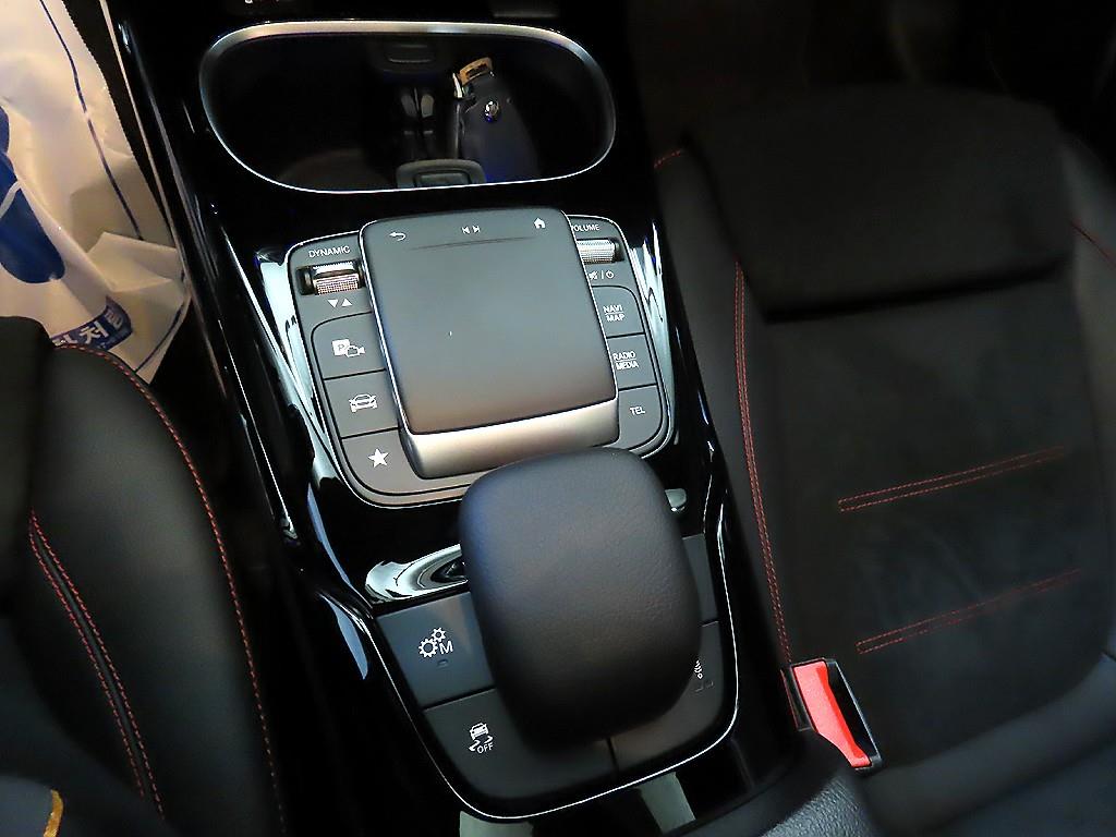 Mercedes Benz A Class 2023 Plateado - Importación desde Corea - HF Imports Iquique - Foto 16